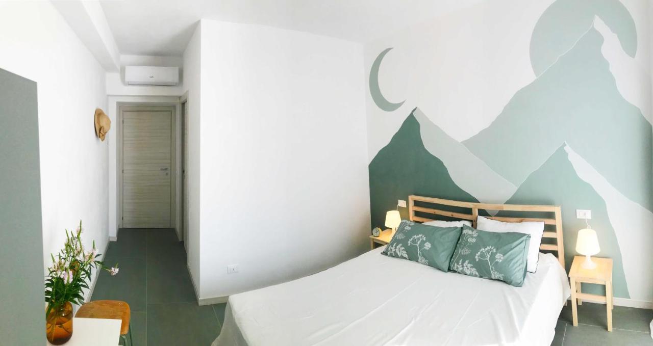 Il Mallo Verde - Lake Como B&B 曼代洛-德尔拉里奥 外观 照片